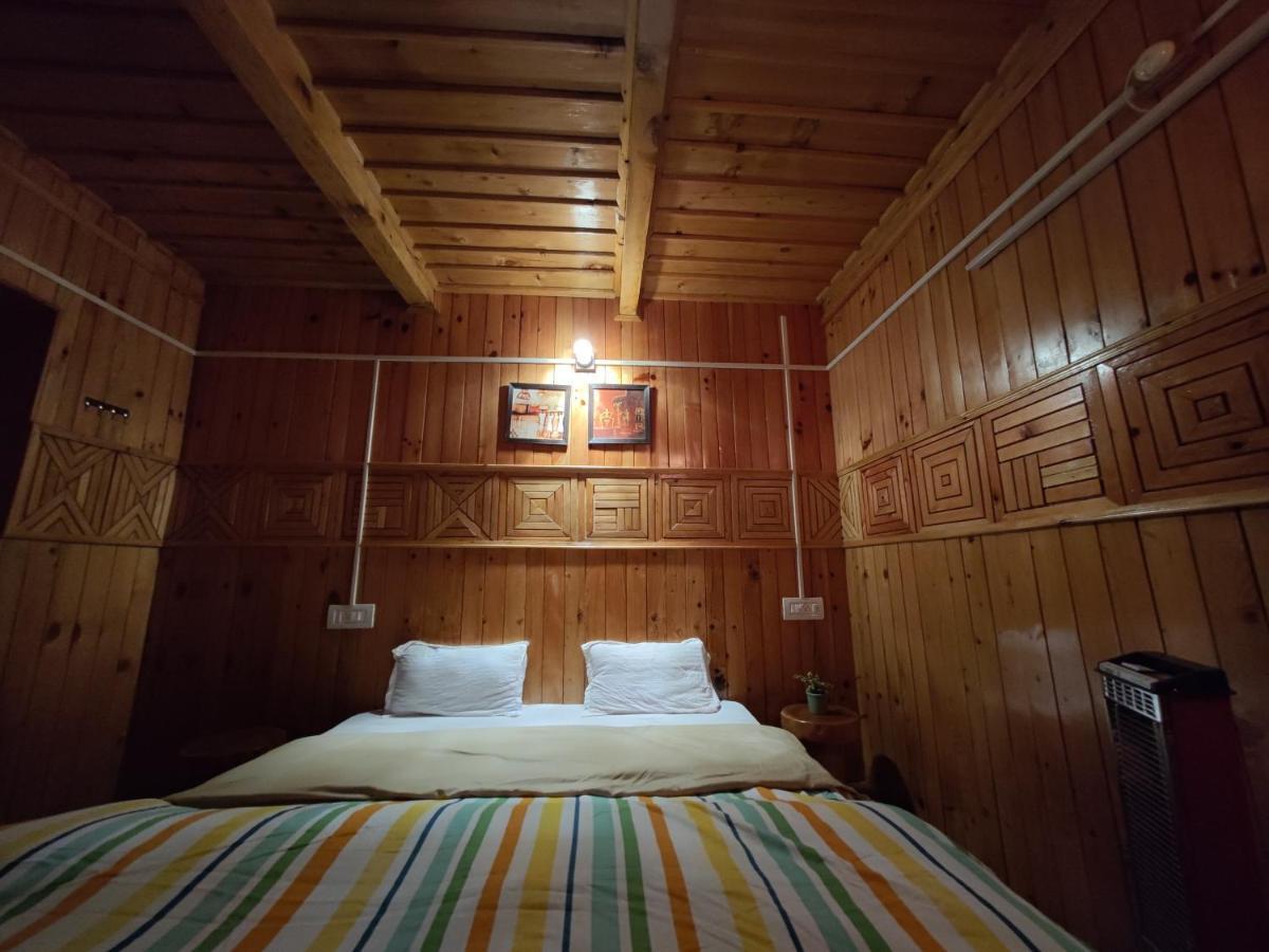 Отель Freebird Nest Jibhi Экстерьер фото